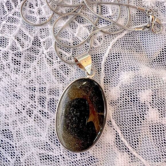 Vintage 90’s Gold Sheen Sharkskin Obsidian Pendant Necklace - Picture 3 of 9